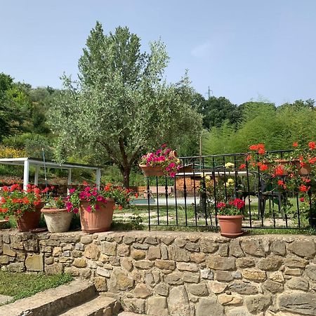 Guest House Torre Guelfa,Giaggiolaia Via San Martino Altoreggi 20 ฟิลยีเน วัลดาร์โน ภายนอก รูปภาพ