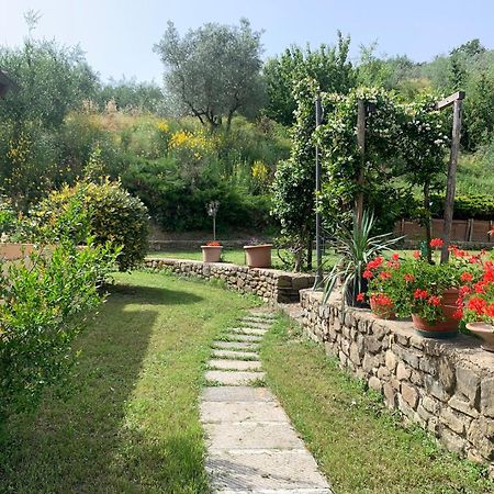 Guest House Torre Guelfa,Giaggiolaia Via San Martino Altoreggi 20 ฟิลยีเน วัลดาร์โน ภายนอก รูปภาพ